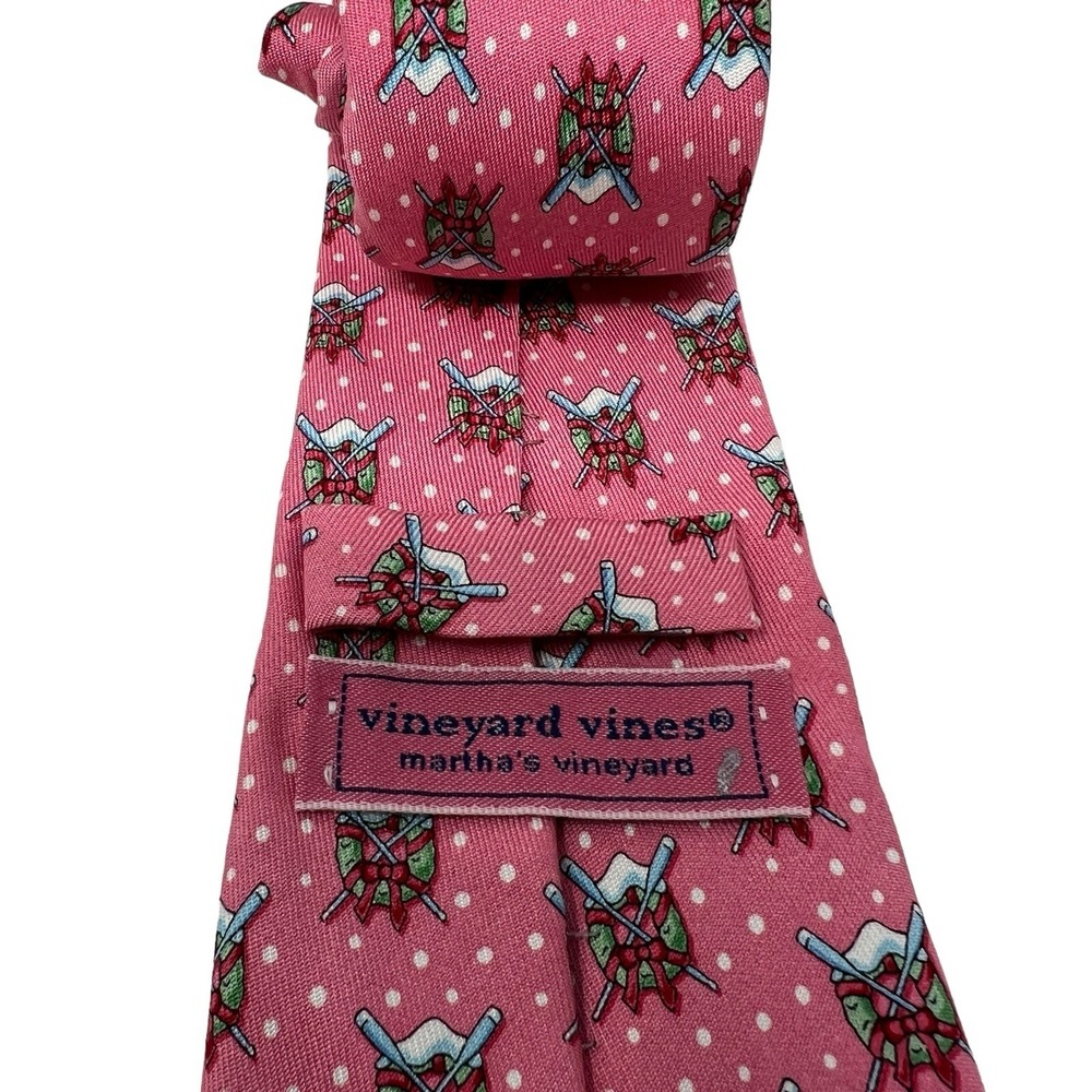 Vineyard Vines Silk Tie Kid 50" Length Pink Holiday Wreath Ski Polka Dot Necktie